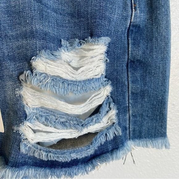 Nature High Rise Denim Shorts - Picture 4 of 9